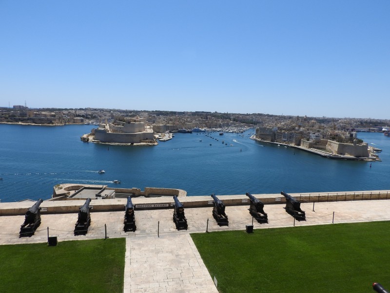 16 La Valletta Upper Barrakka Gardens